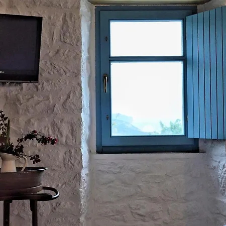 Lithos Stone Hotel