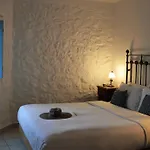Lithos Stone Apartment *