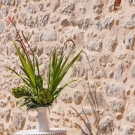 Apartamento Lithos Stone *