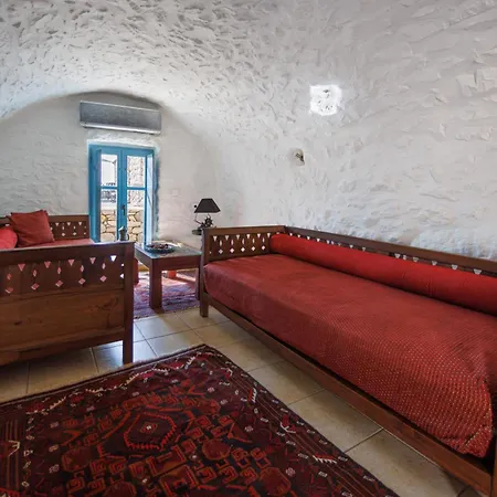 Hotel Lithos Stone