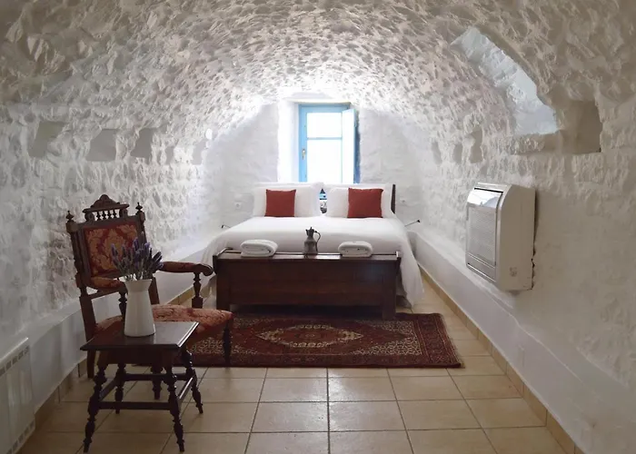 Lithos Stone Daire Areopoli