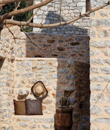 Lithos Stone Апартаменты